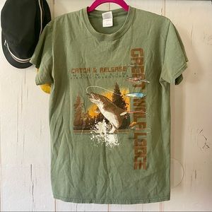 Great Wolf Lodge Fishing Tee Green Sz S
